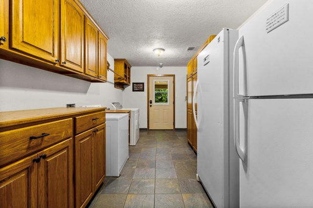 1109 Soda Loop E, Livingston, TX 77351