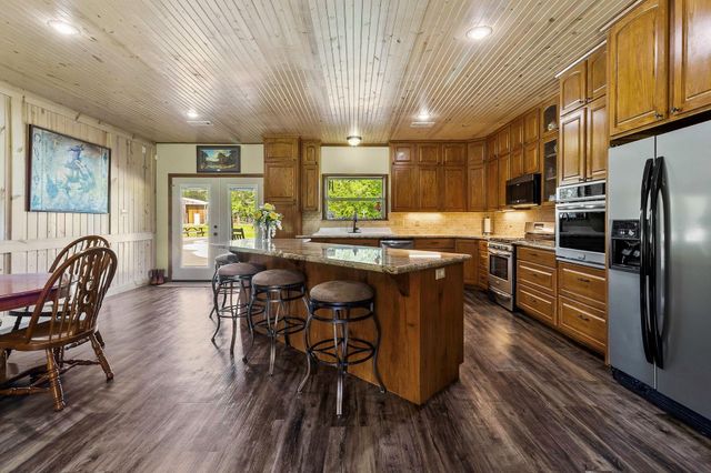 1109 Soda Loop E, Livingston, TX 77351