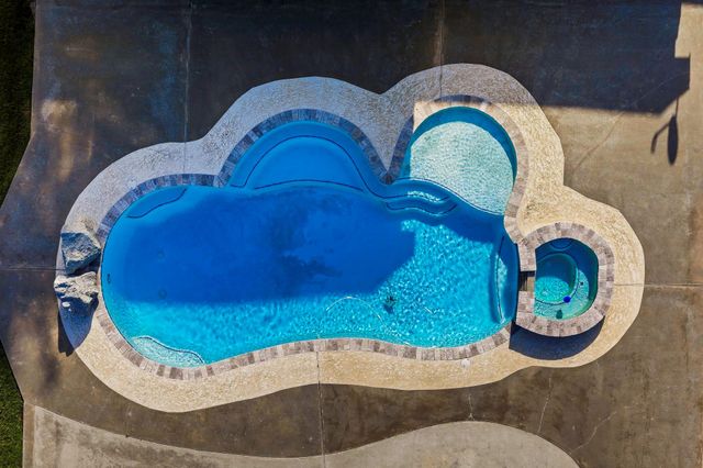1109 Soda Loop E, Livingston, TX 77351