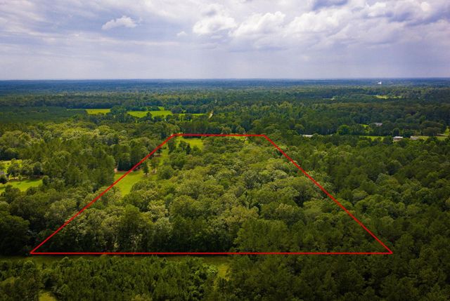 1109 Soda Loop E, Livingston, TX 77351