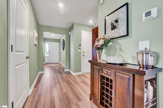 404 Anna Gray Circle, Easley, SC 29640