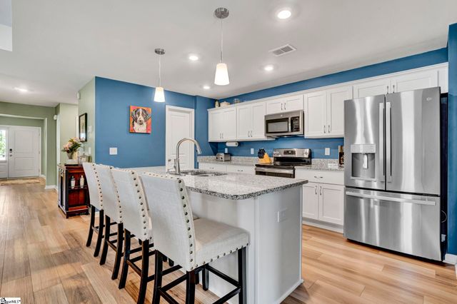 404 Anna Gray Circle, Easley, SC 29640
