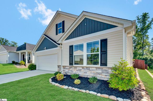 404 Anna Gray Circle, Easley, SC 29640