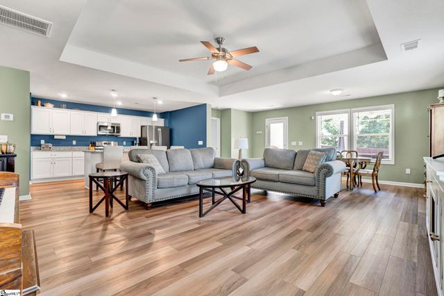 404 Anna Gray Circle, Easley, SC 29640