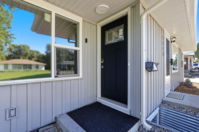 4826 Idaho Avenue N, Crystal, MN 55428