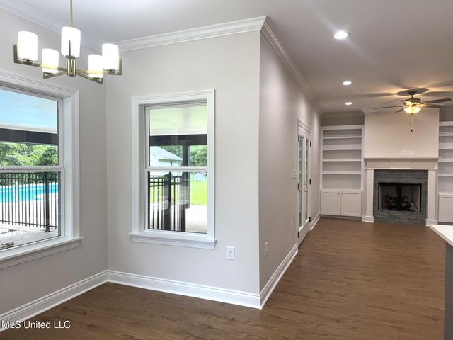 100 N Temple Road Road, Natchez, MS 39120