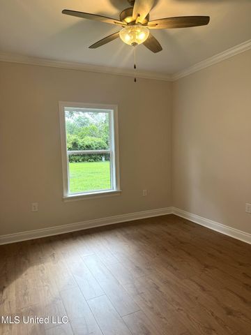 100 N Temple Road Road, Natchez, MS 39120