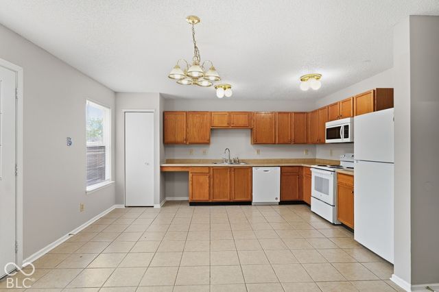 2489 Harvest Moon Drive, Greenwood, IN 46143
