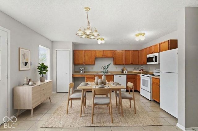 2489 Harvest Moon Drive, Greenwood, IN 46143