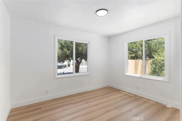 1050 S Plymouth, Los Angeles, CA 90019