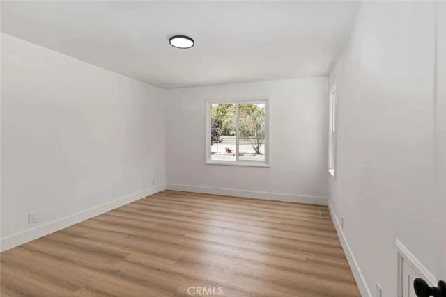 1050 S Plymouth, Los Angeles, CA 90019