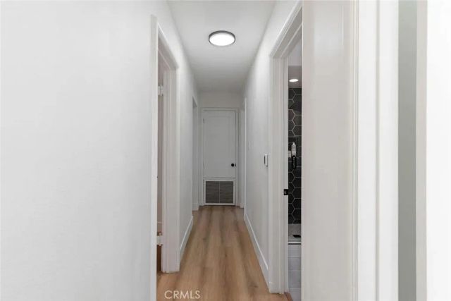 1050 S Plymouth, Los Angeles, CA 90019