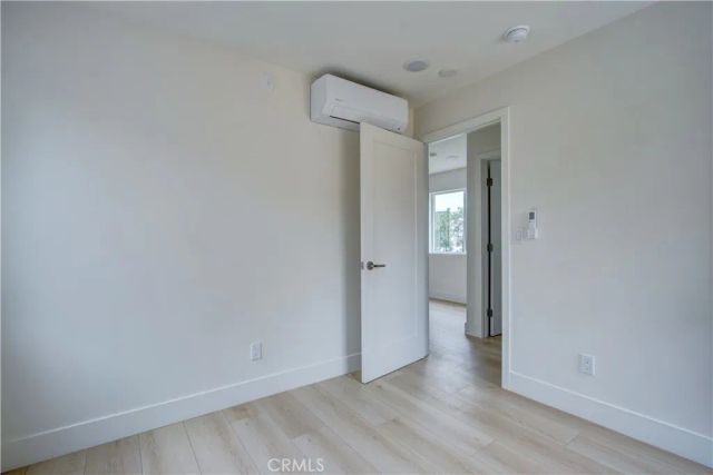 1050 S Plymouth, Los Angeles, CA 90019