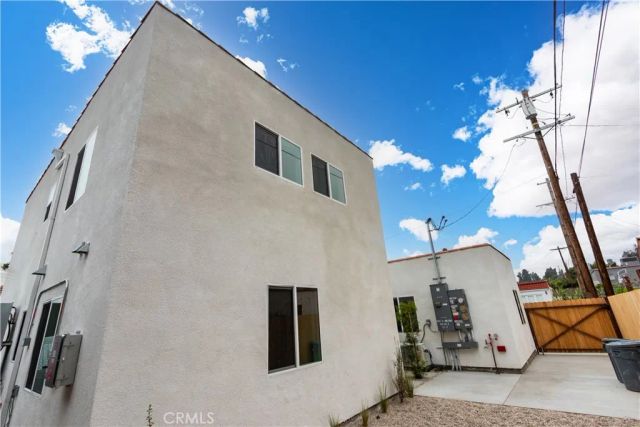 1050 S Plymouth, Los Angeles, CA 90019