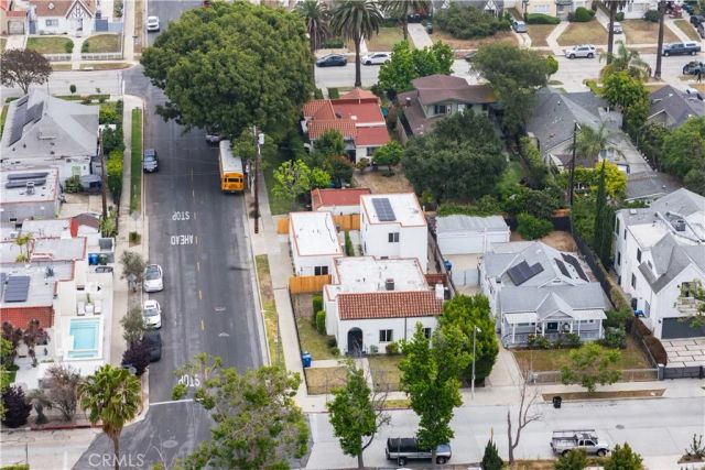 1050 S Plymouth, Los Angeles, CA 90019