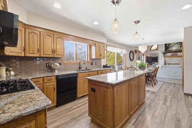 N5122 SUMMIT DRIVE, Fond Du Lac, WI 54937