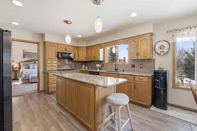 N5122 SUMMIT DRIVE, Fond Du Lac, WI 54937