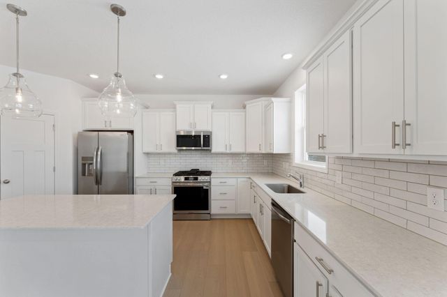 9876 49th Place NE, Saint Michael, MN 55376