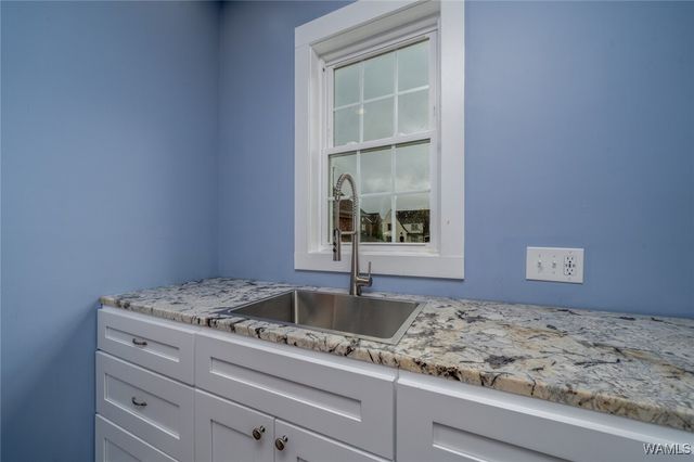 5470 Alexander, Tuscaloosa, AL 35406