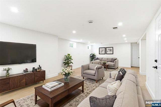 83 Sherman Avenue, Newark, NJ 07114