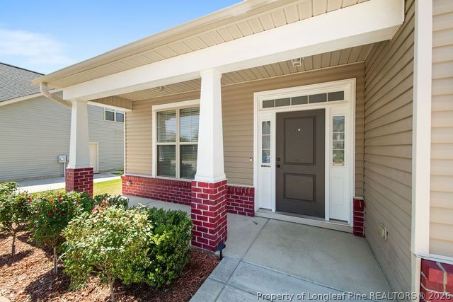 343 Fountain Grove Drive, Raeford, NC 28376