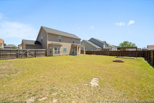 343 Fountain Grove Drive, Raeford, NC 28376