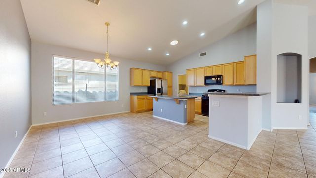 871 E SHERRI Drive, Gilbert, AZ 85296