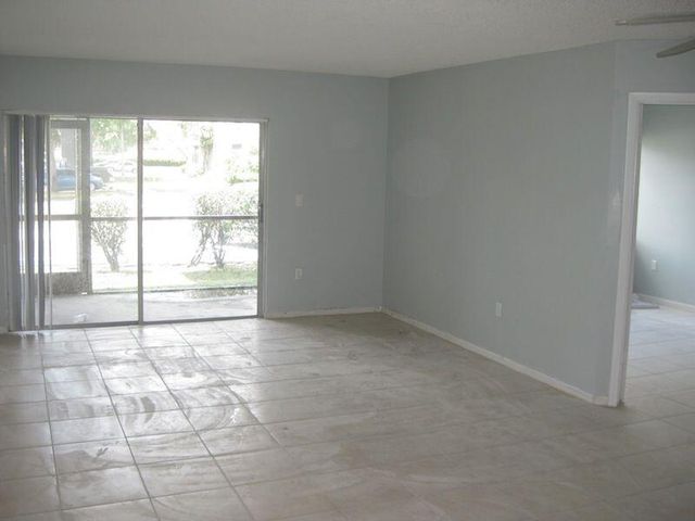721 N Pine Island Road 116, Plantation, FL 33324