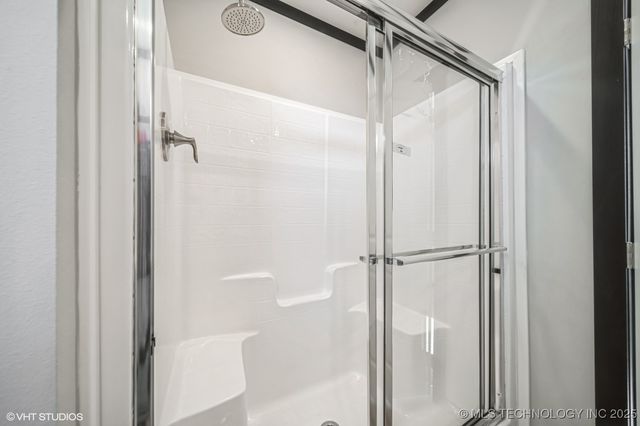 1103 Kyle Avenue, Warner, OK 74469