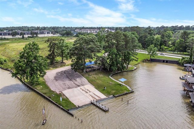 8518 Rebawood Drive, Humble, TX 77346