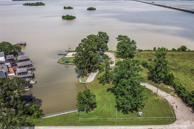 8518 Rebawood Drive, Humble, TX 77346