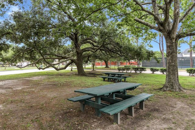 8518 Rebawood Drive, Humble, TX 77346