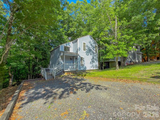 27069 Catamaran Drive, Tega Cay, SC 29708