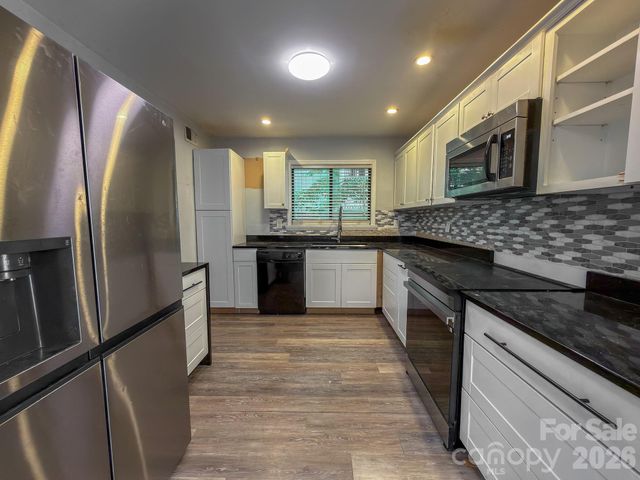 27069 Catamaran Drive, Tega Cay, SC 29708
