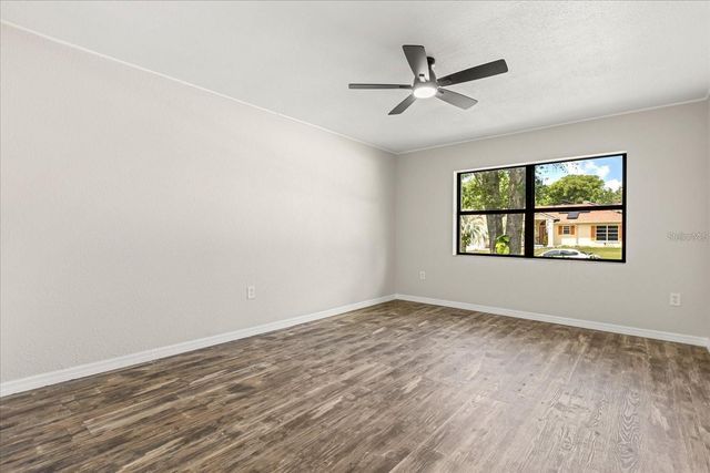575 LAKE MCCOY DRIVE, Apopka, FL 32712