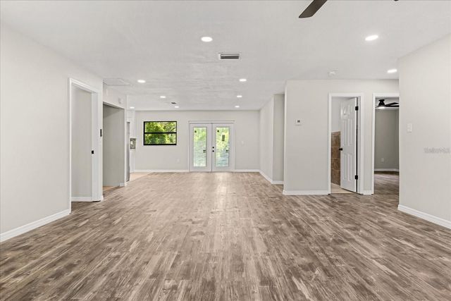 575 LAKE MCCOY DRIVE, Apopka, FL 32712