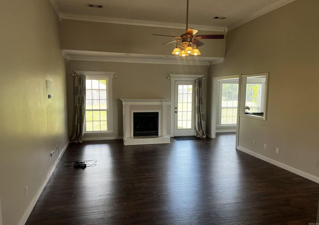 565 Triple J Drive, Lonoke, AR 72086