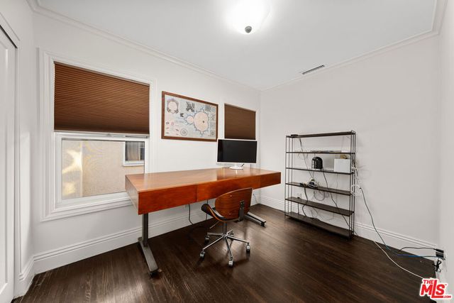 2624 S Palm Grove Avenue, Los Angeles, CA 90016