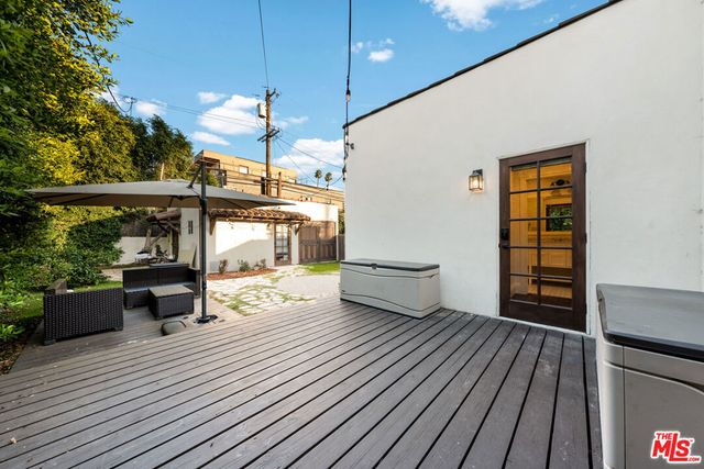 2624 S Palm Grove Avenue, Los Angeles, CA 90016