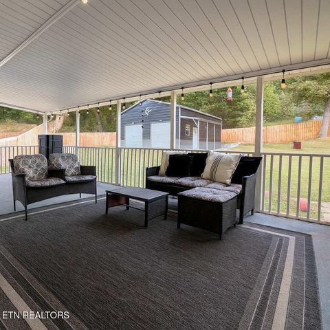 366 J D Walden, Ten Mile, TN 37880