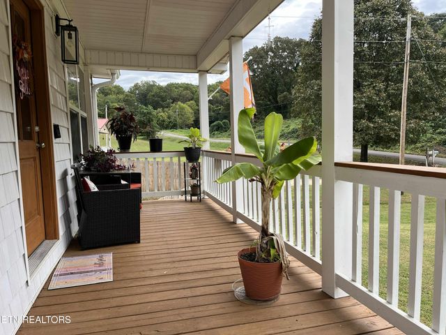 366 J D Walden, Ten Mile, TN 37880