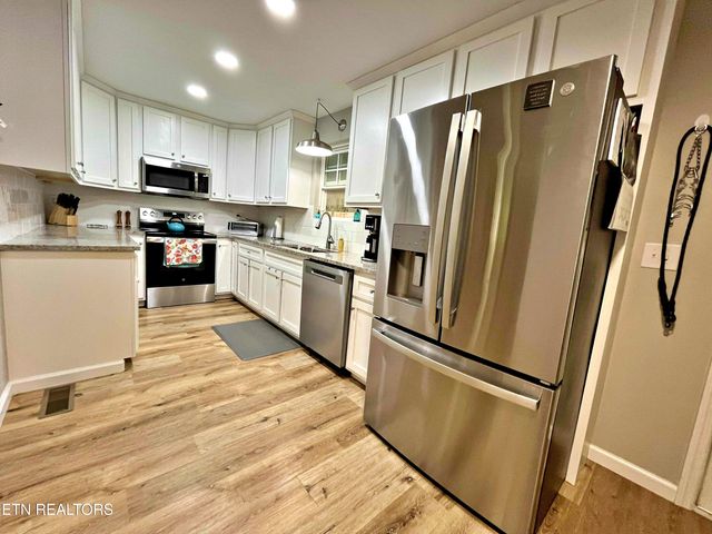 366 J D Walden, Ten Mile, TN 37880