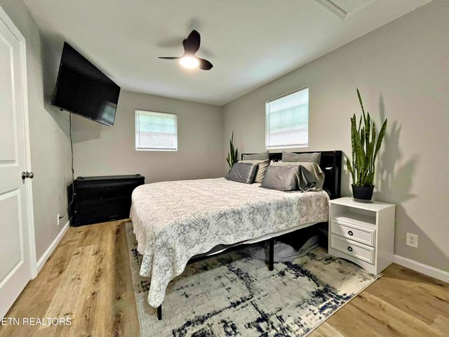 366 J D Walden, Ten Mile, TN 37880