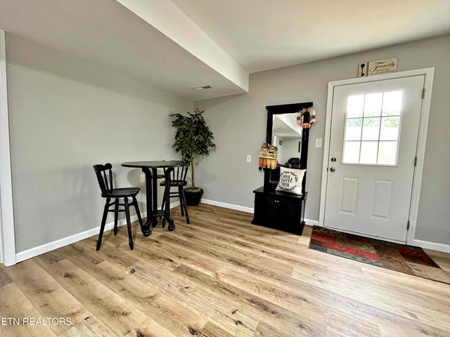 366 J D Walden, Ten Mile, TN 37880