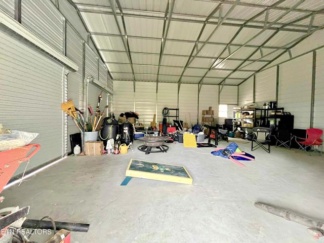 366 J D Walden, Ten Mile, TN 37880