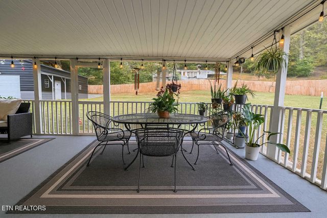 366 J D Walden, Ten Mile, TN 37880