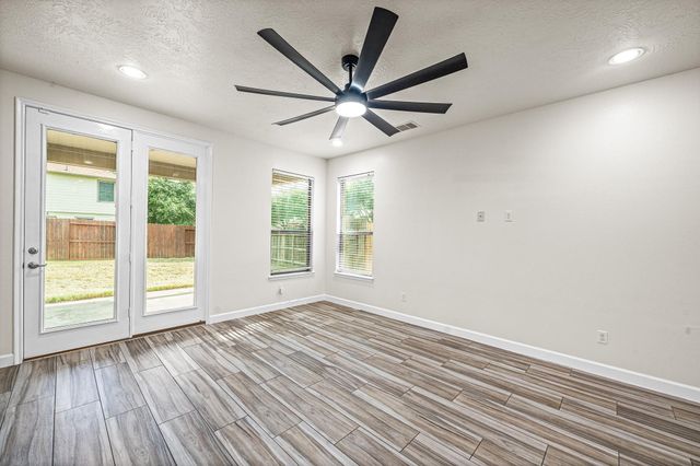 15623 Harris Canyon Lane, Cypress, TX 77429