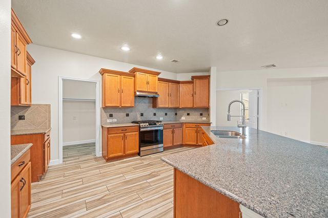 15623 Harris Canyon Lane, Cypress, TX 77429