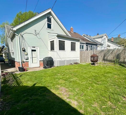 1348 Wayburn Street, Grosse Pointe Park, MI 48230