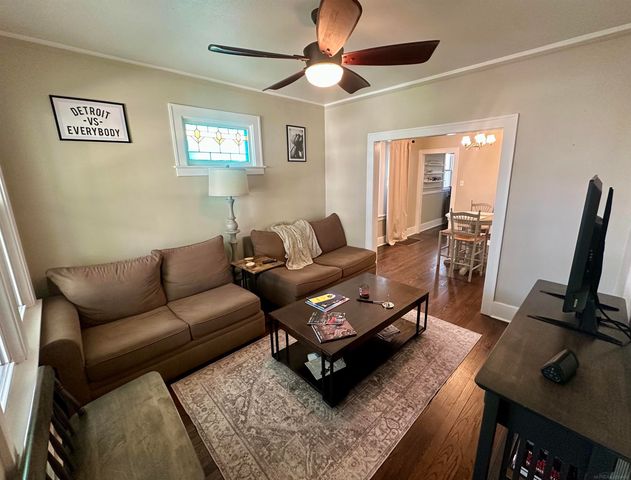 1348 Wayburn Street, Grosse Pointe Park, MI 48230